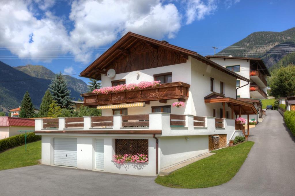 Senner Appartements Umhausen Exterior photo
